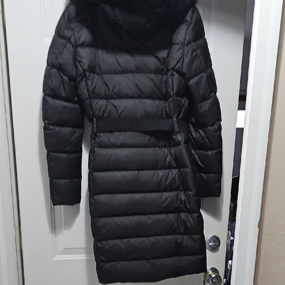 Women's Moncler Black Puffer Coat - Picture 5 of 7